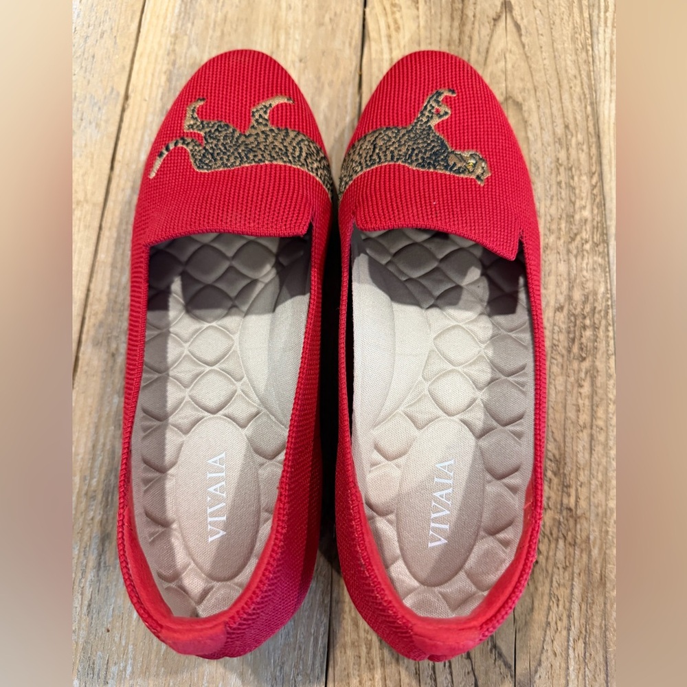 VIVAIA Audrey Red Cheetah Embroidered Round-Toe Loafers - Size 37 ♥️ - Picture 4 of 8